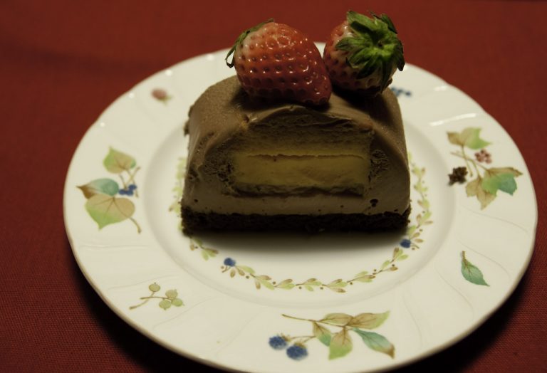 取り分けた窪田さんのケーキ